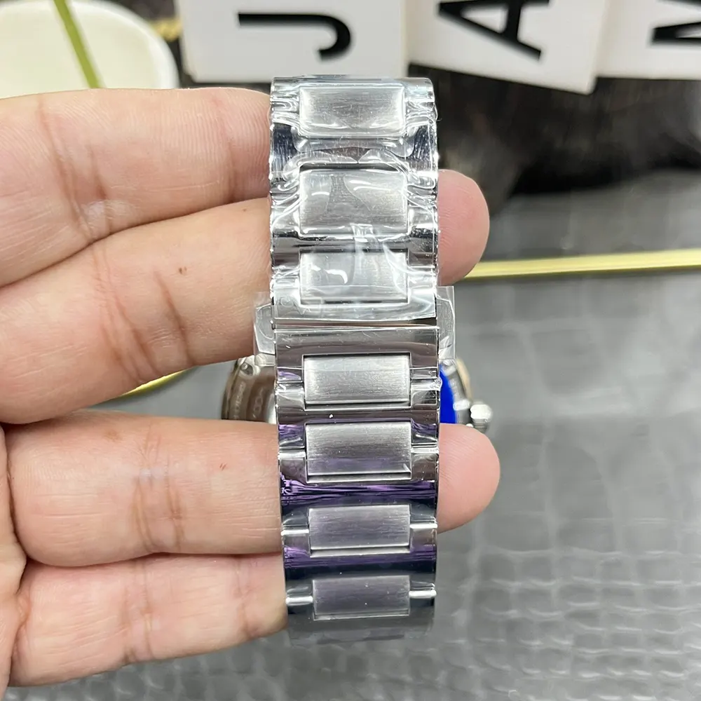 Piaget Men Polo Field Watch 38mm in Green (10)