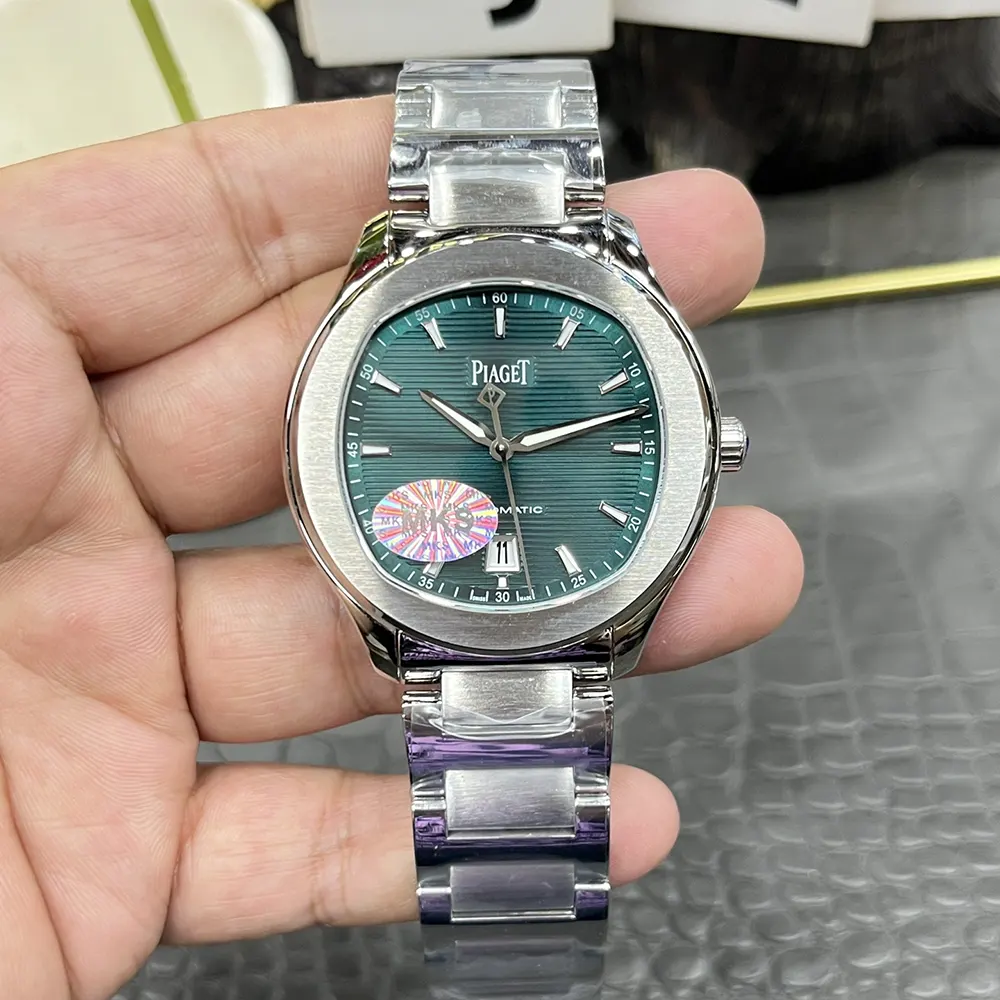 Piaget Men Polo Field Watch 38mm in Green (2)