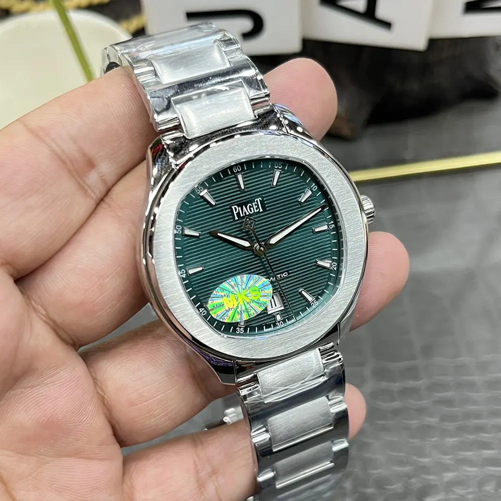 Piaget Men Polo Field Watch 38mm in Green (5)