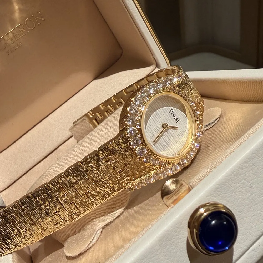 Piaget Women Limelight Gala Precious 27 mm in Rose Gold and Diamond (6)