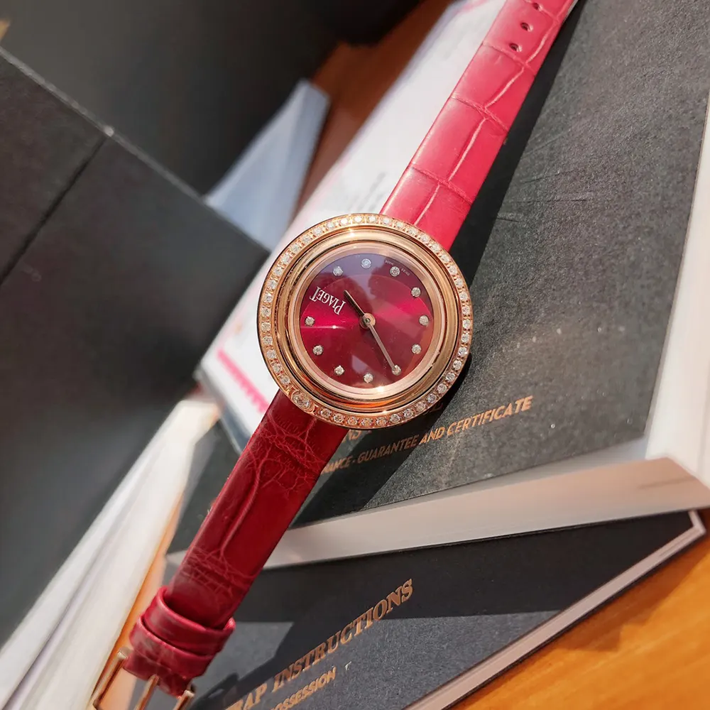 Piaget Women Possession 29mm in Plum Rose Gold and Diamond (5)