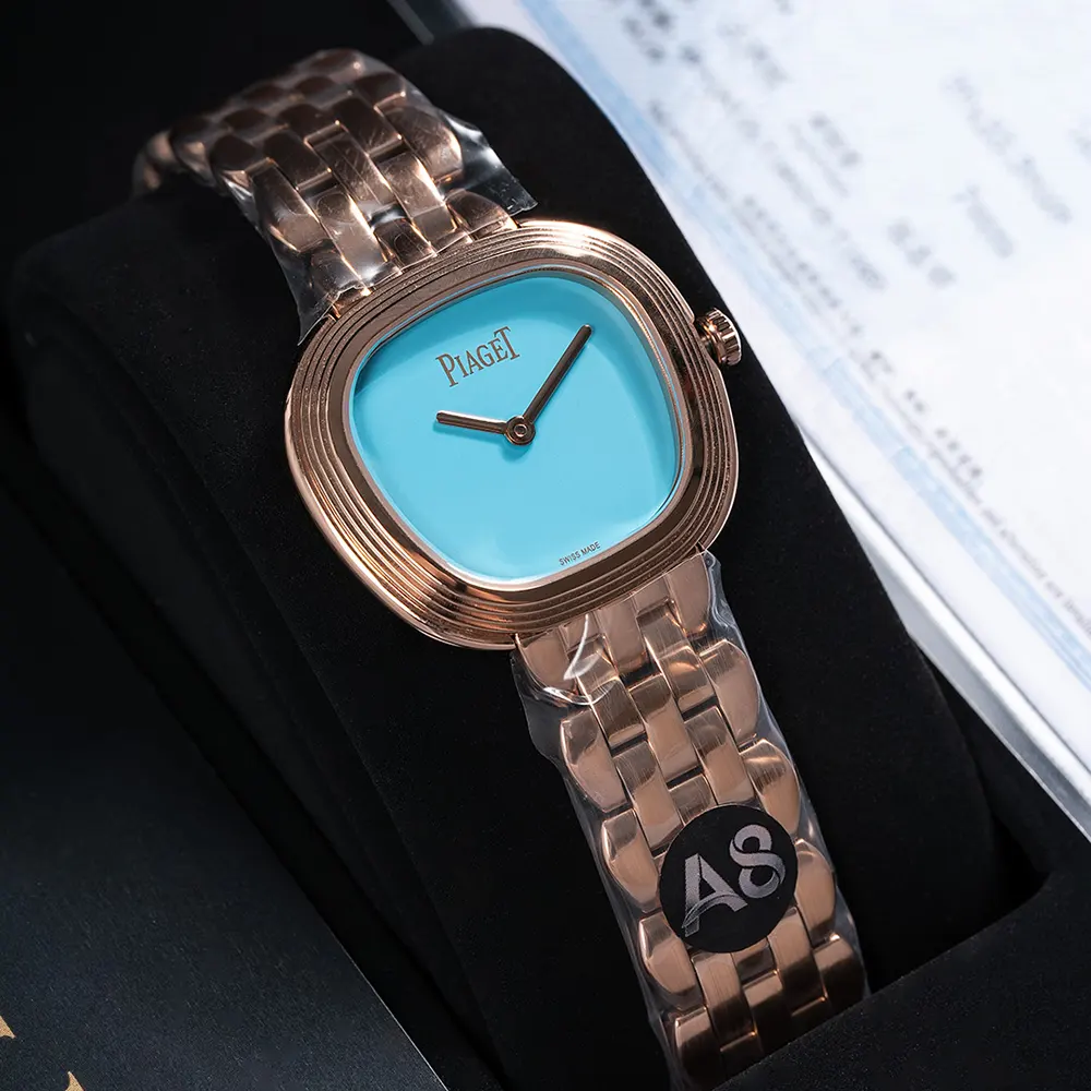 Piaget Women Sixtie 29mm in Rose Gold and Blue (4)