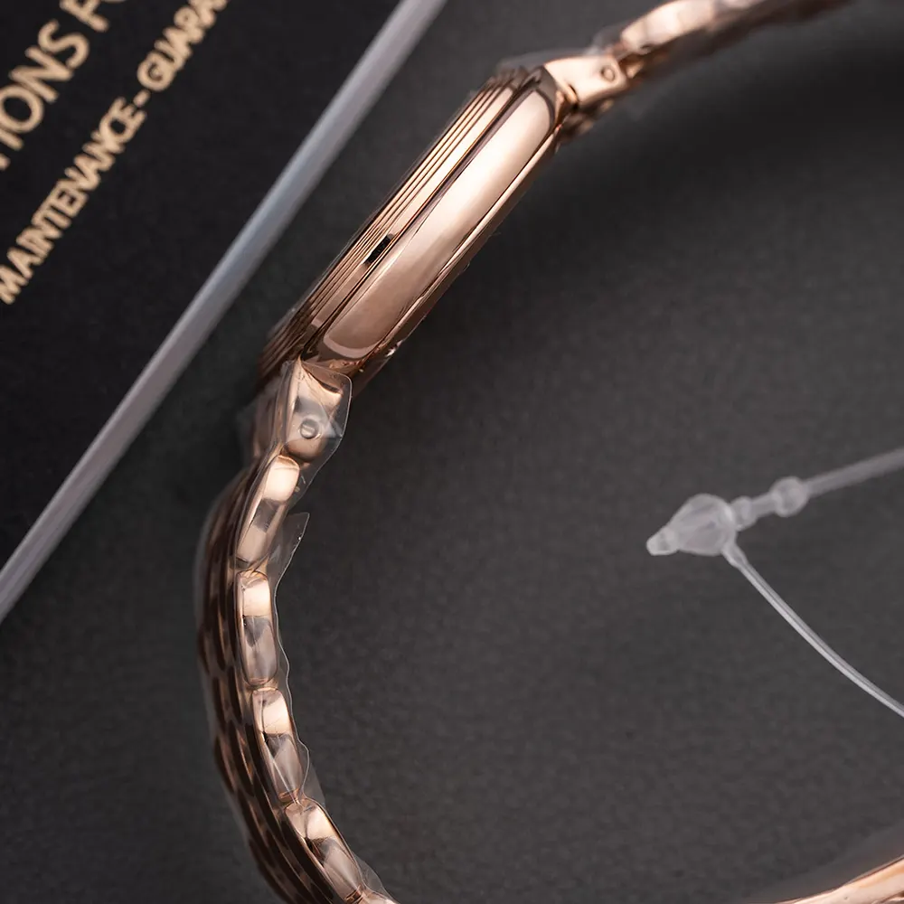 Piaget Women Sixtie 29mm in Rose Gold and Blue (8)