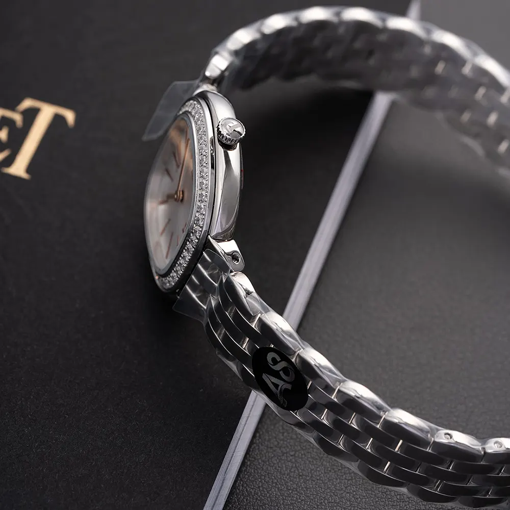 Piaget Women Sixtie 29mm in Sliver and Diamonds (7)