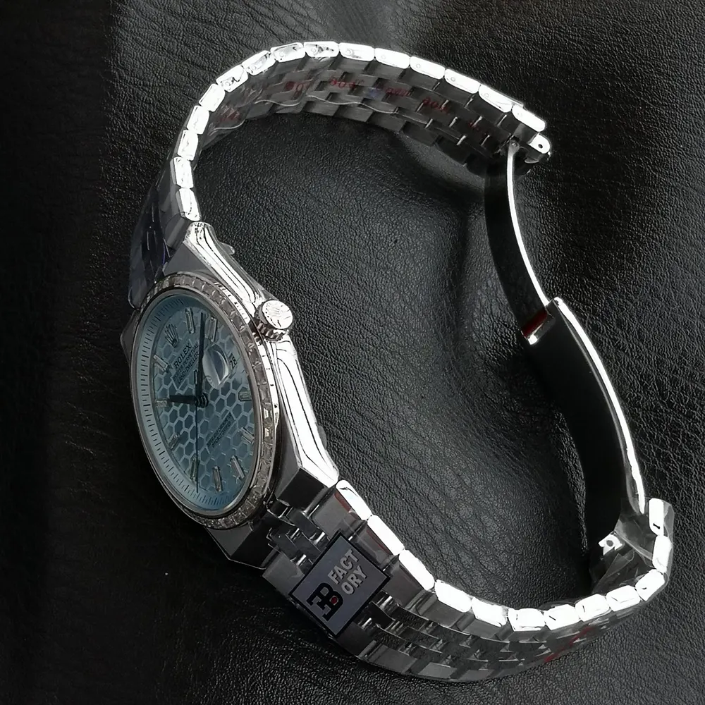 Rolex Men Land-Dweller 40mm in Blue and Diamonds (8)