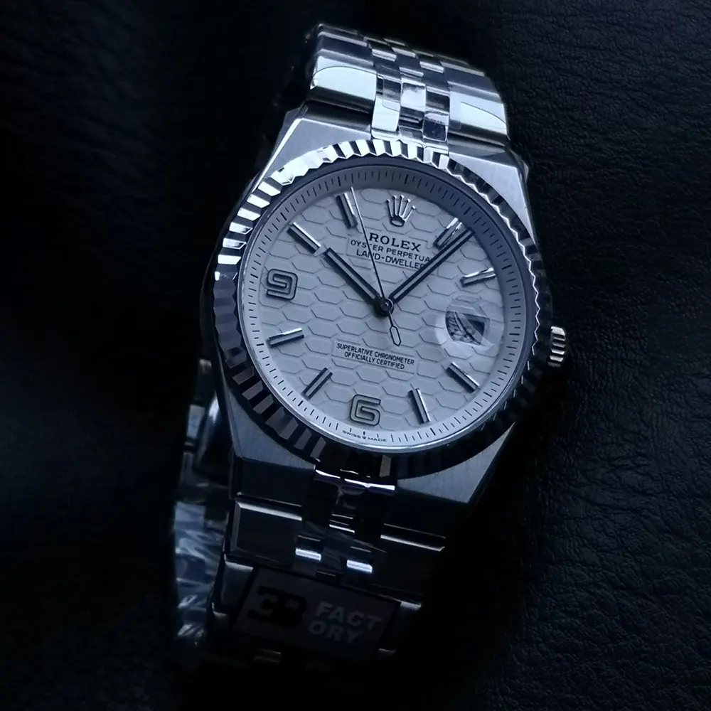 Rolex Men Land-Dweller 40mm in White and White Gold (4)