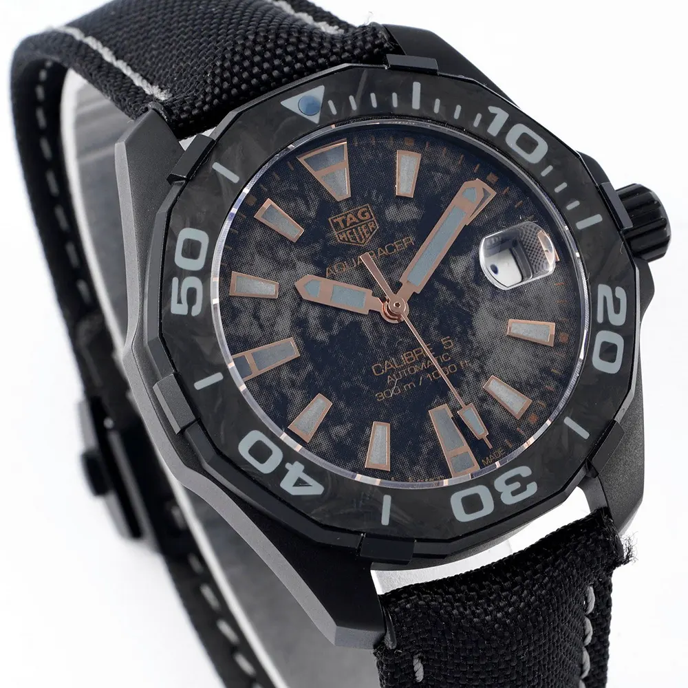 TAG Heuer Men Aquaracer 300M 41mm in Balck (3)