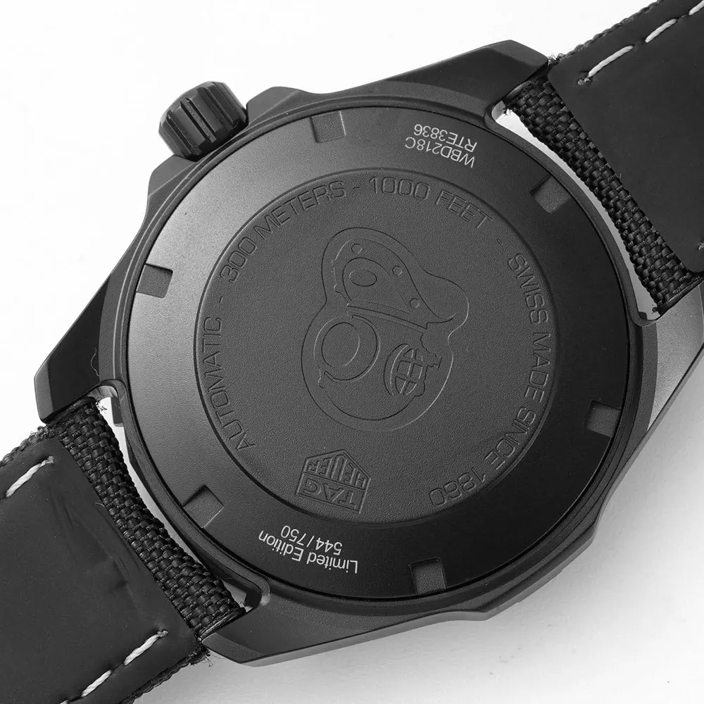 TAG Heuer Men Aquaracer 300M 41mm in Balck (5)