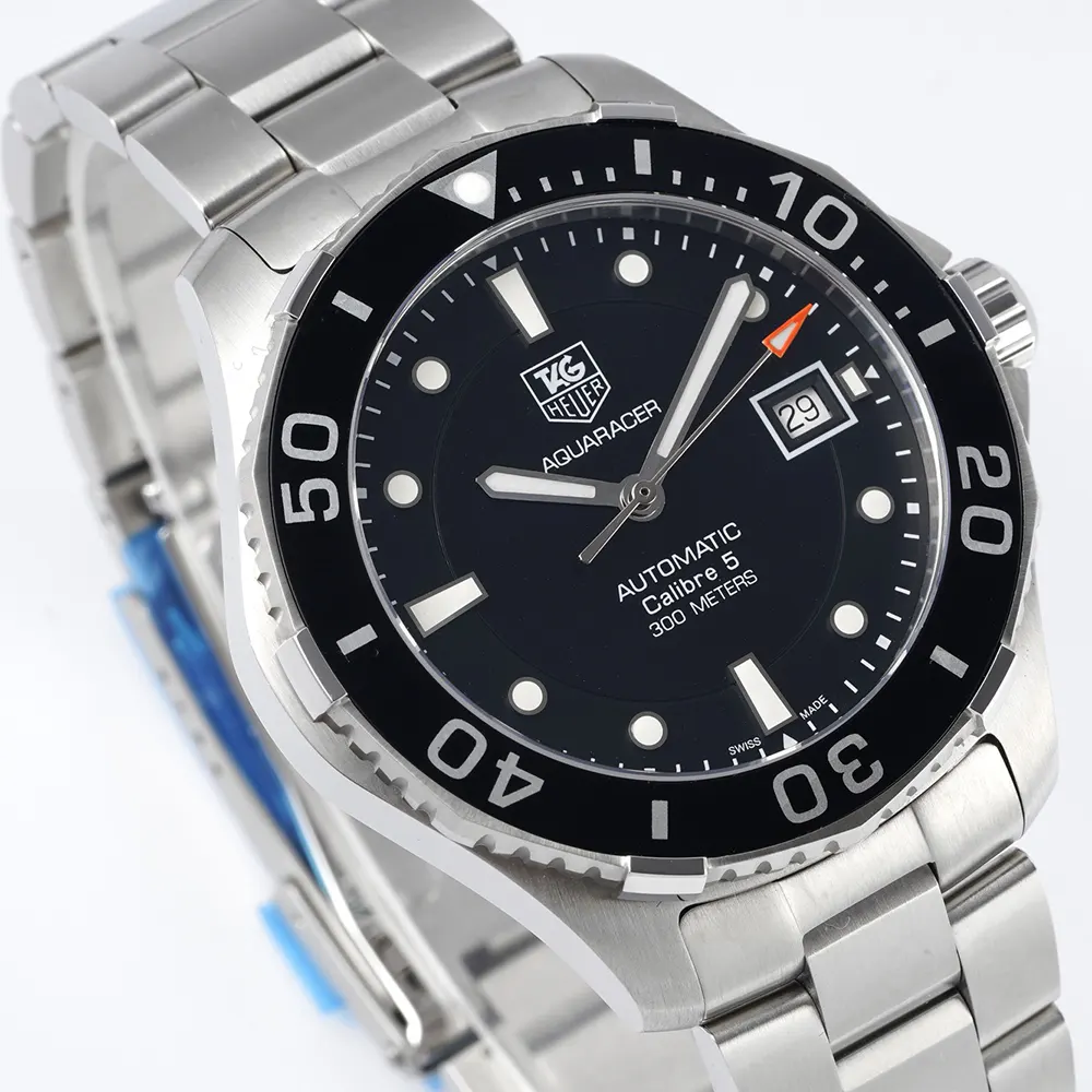 TAG Heuer Men Aquaracer Caliber 5 41mm in Black (3)