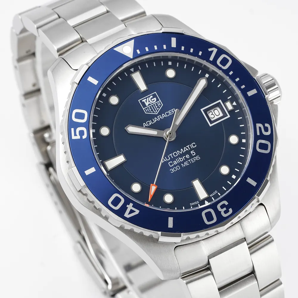 TAG Heuer Men Aquaracer Caliber 5 41mm in Blue (3)