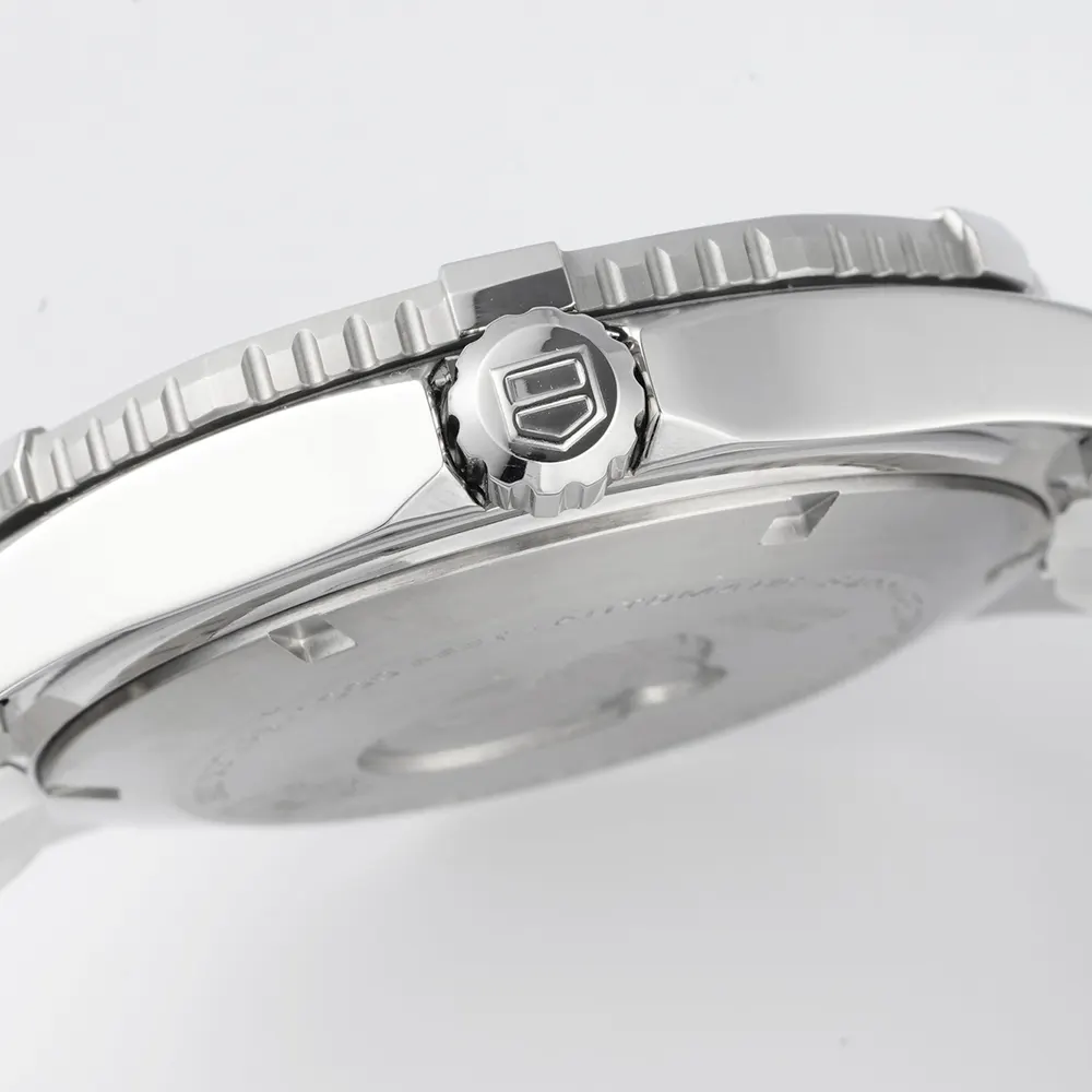 TAG Heuer Men Aquaracer Caliber 5 41mm in Blue (6)