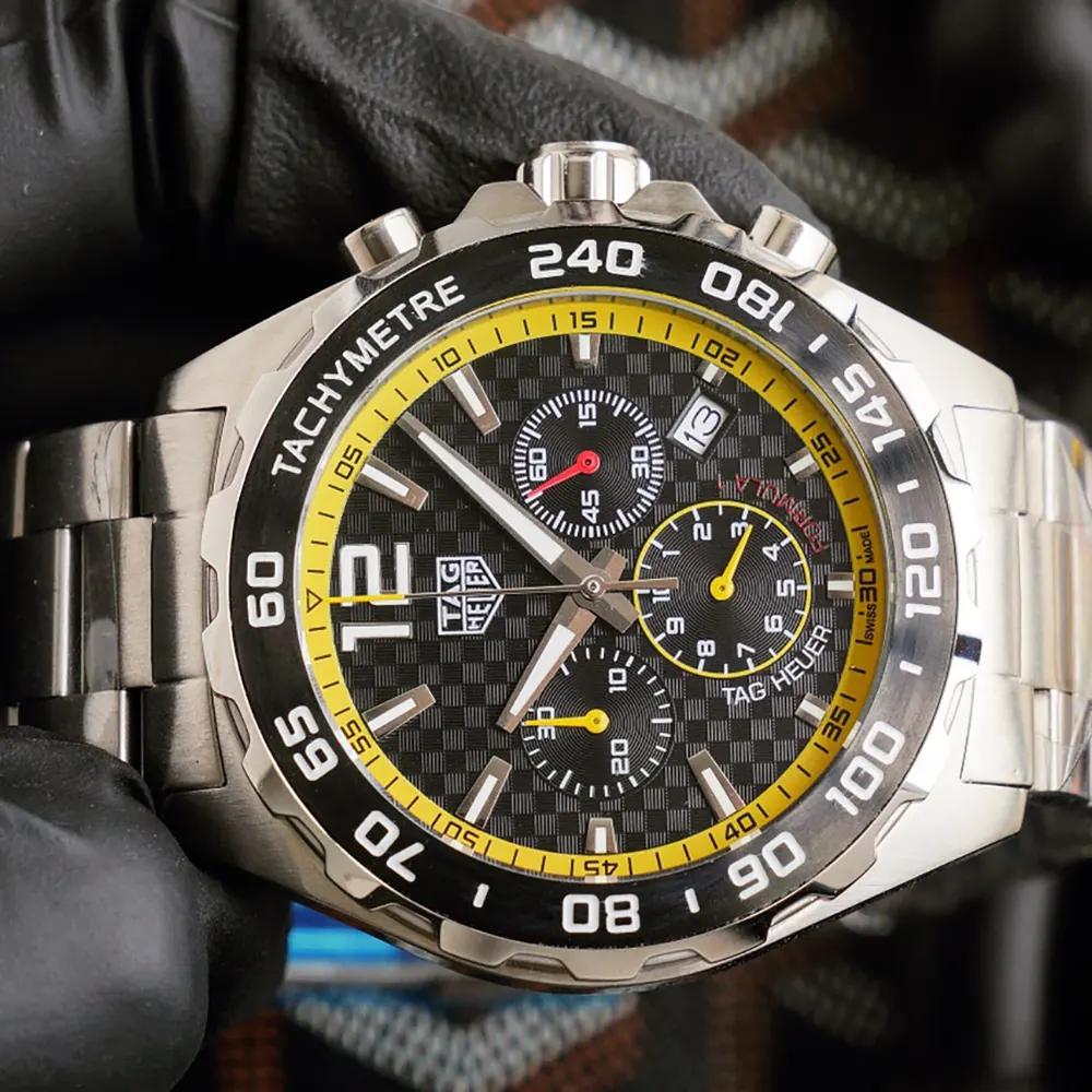 TAG Heuer Men Aquaracer Limited Edition 41 mm in Black Yellow (3)