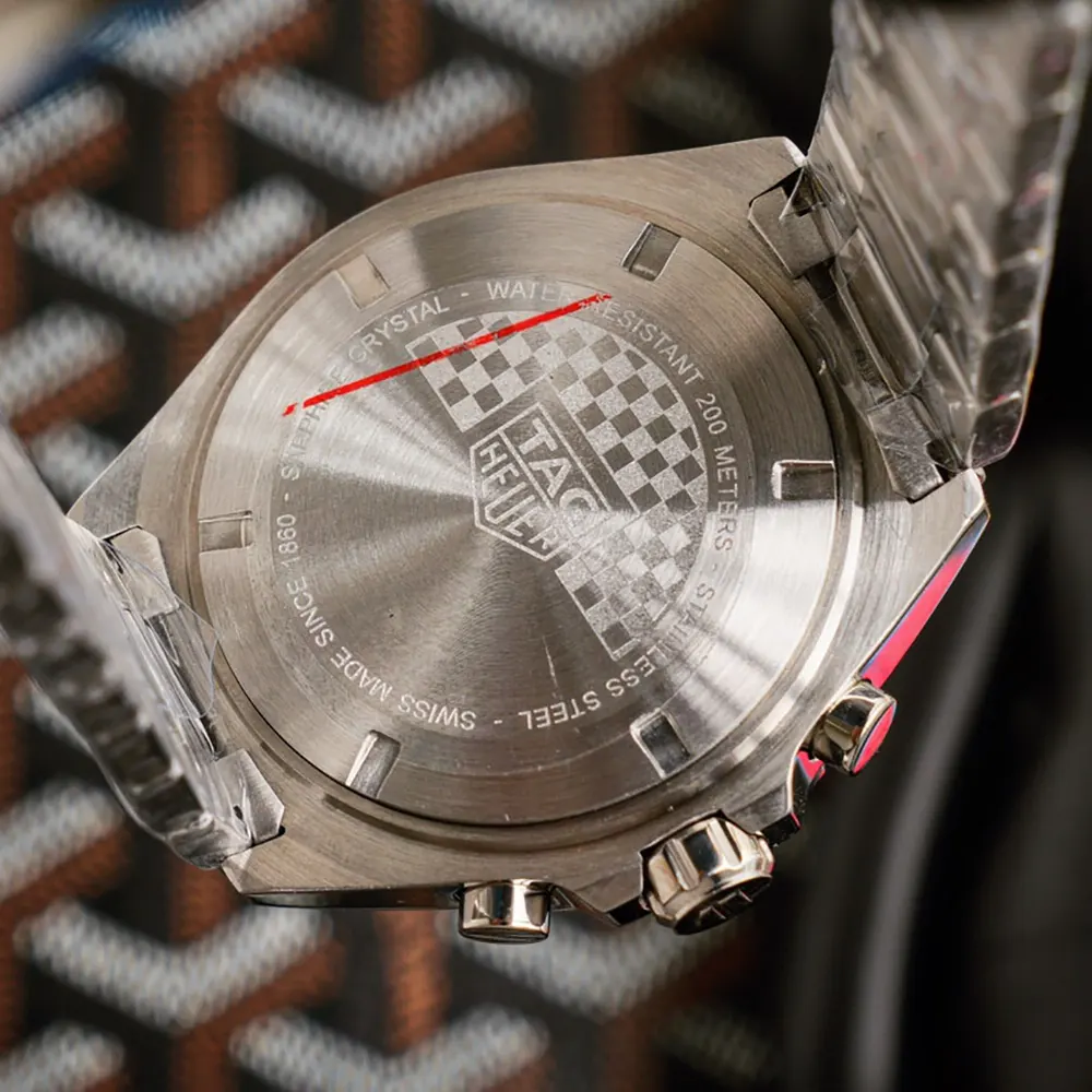 TAG Heuer Men Aquaracer Limited Edition 41 mm in Black Yellow (6)