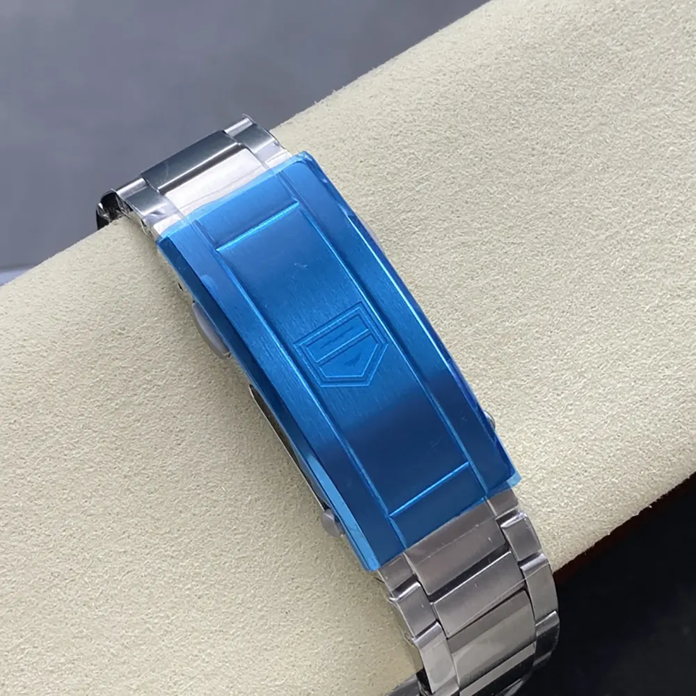 TAG Heuer Men Aquaracer Professional 300 Date 36mm in Steel (9)