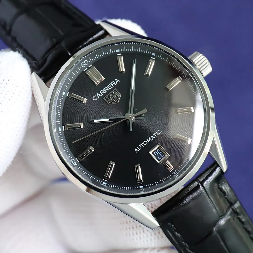 TAG Heuer Men Carrera Date Automatic 39mm in Black (2)