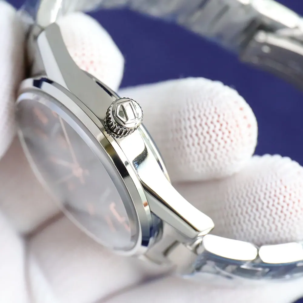 TAG Heuer Men Carrera Date Automatic 39mm in Black and Steel (5)