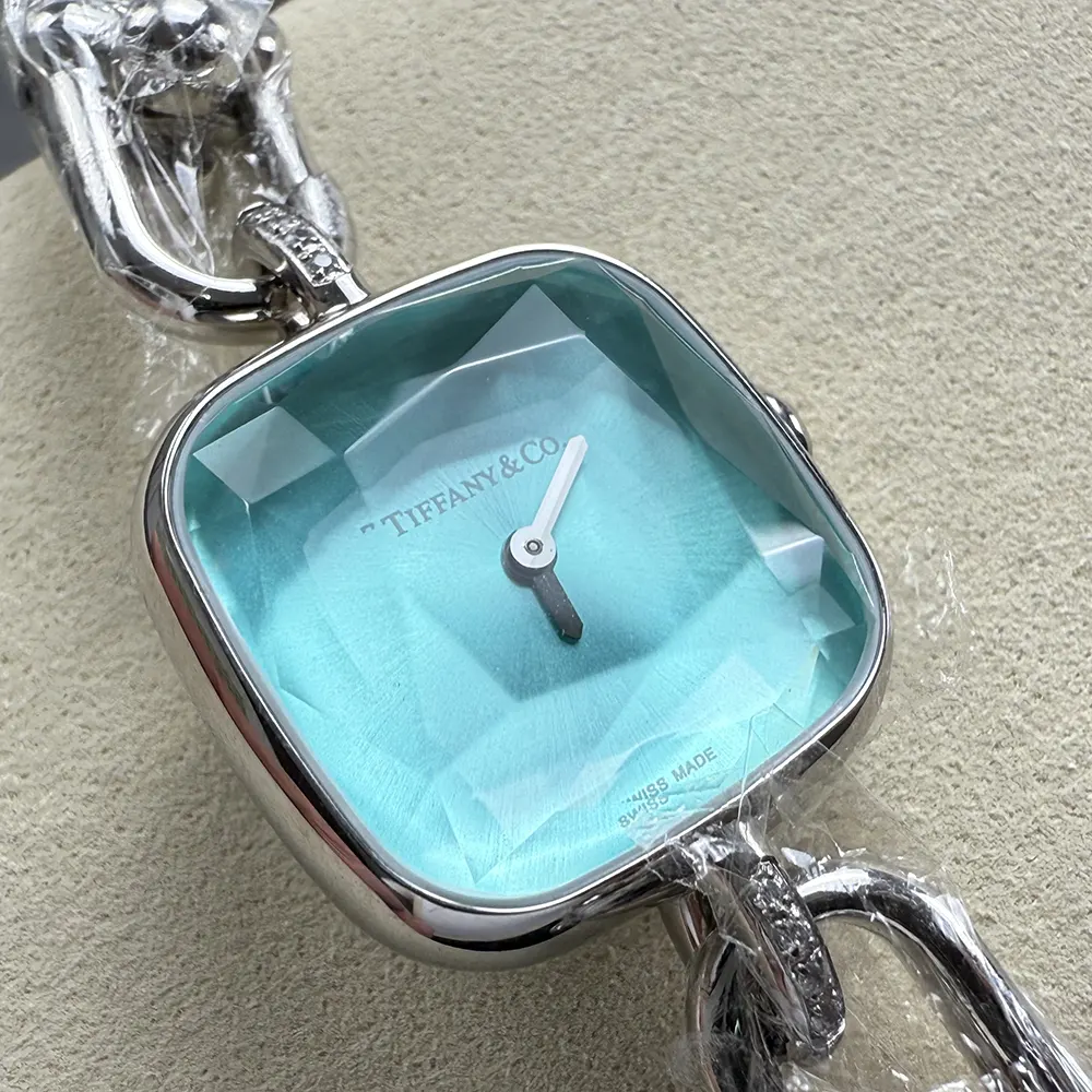 Tiffany Women HardWear Watch in Sterling Silver and Steel with Diamonds (3)