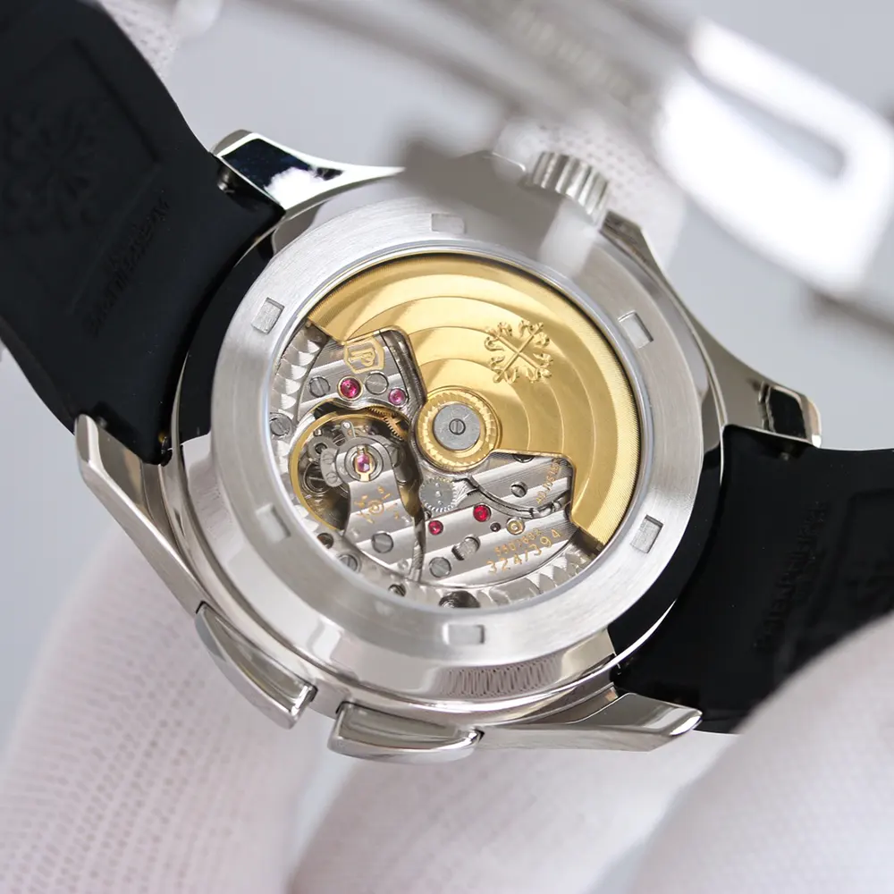 Patek Philippe Men Aquanaut Travel Time Self-winding 40.8 mm in Black and Black Strap (7)