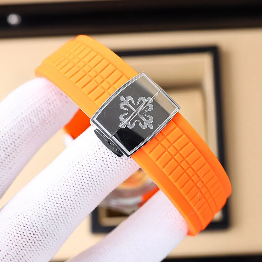 Patek Philippe Men Aquanaut Travel Time Self-winding 40.8 mm in Black and Orange Strap (6)