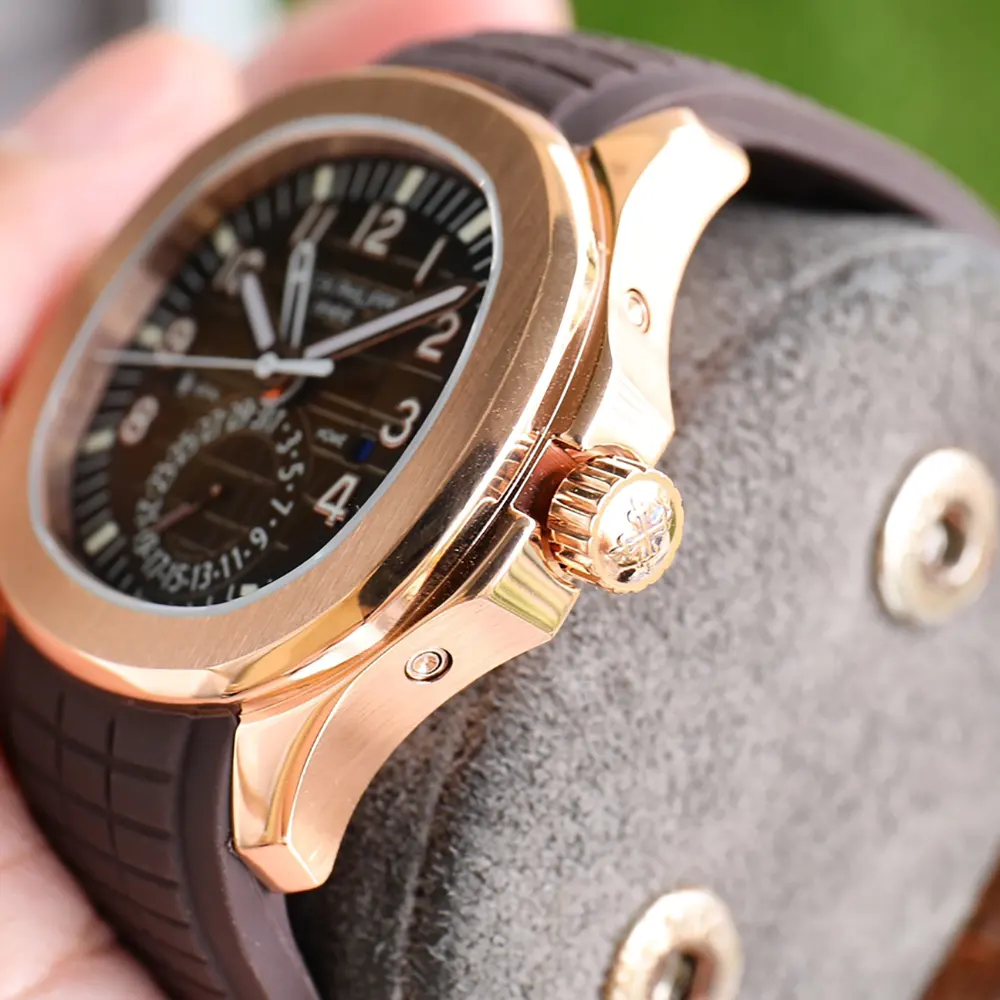 Patek Philippe Men Aquanaut Travel Time Self-winding 40.8 mm in Sunburst Brown (4)