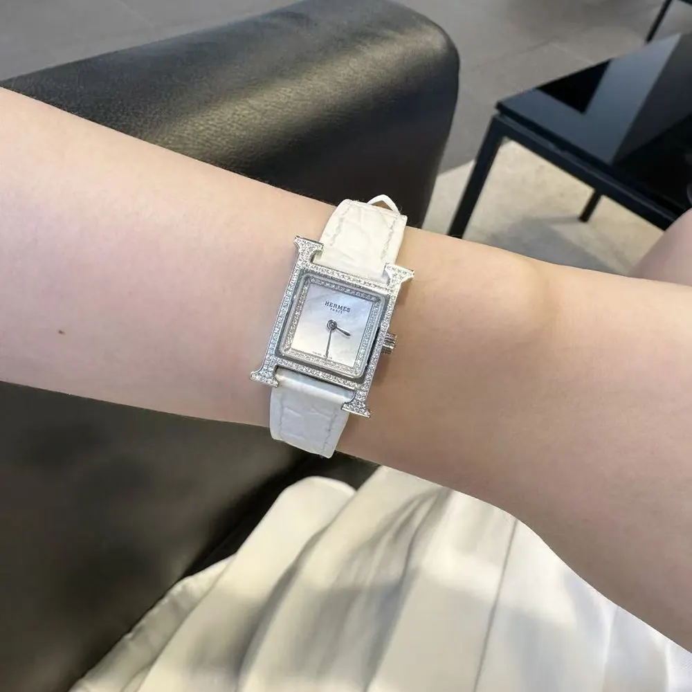 Hermes Women Heure H Watch Mini Model 21 mm-White W057250WW00 (2)