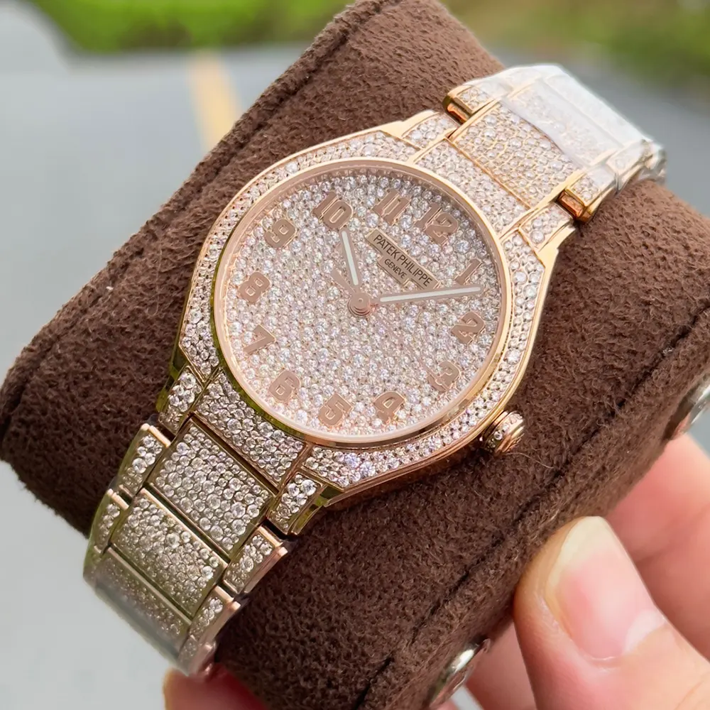 Patek Philippe Women Twenty-4 36mm in Rose Gold Fully Paved with Diamonds (3)