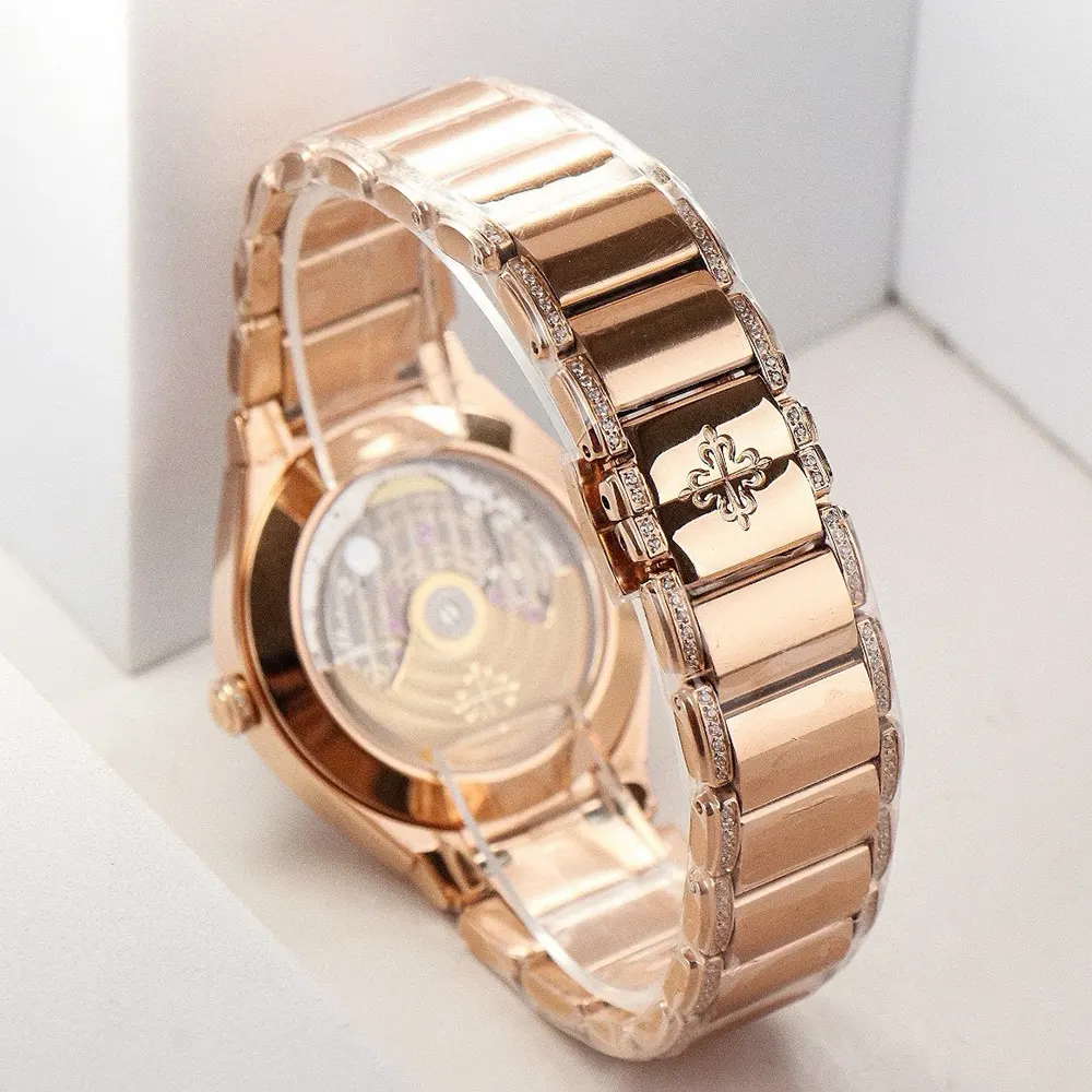 Patek Philippe Women Twenty-4 36mm in Rose Gold with Diamond (10)