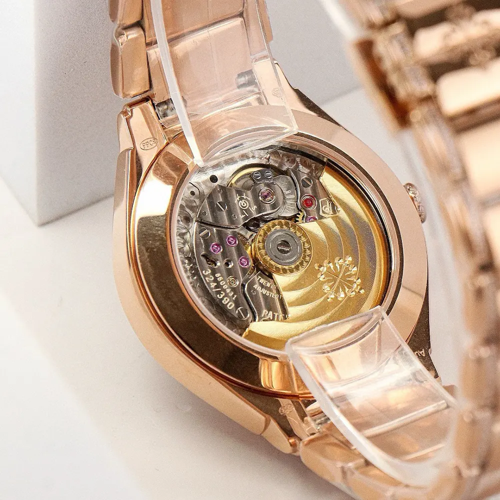 Patek Philippe Women Twenty-4 36mm in Rose Gold with Diamond (9)