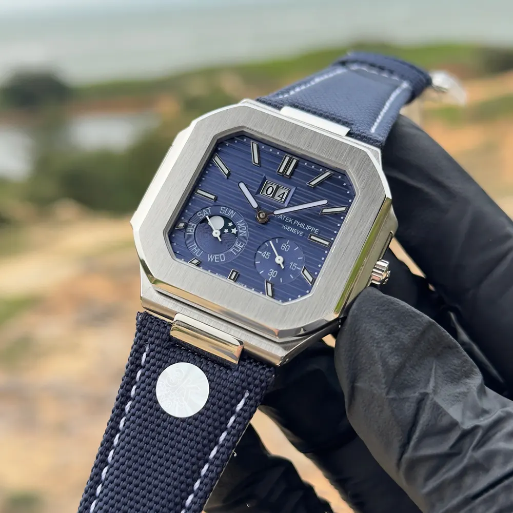 Patek Philippe Men Cubitus 45mm in Sunburst Blue 5822P-001 (4)