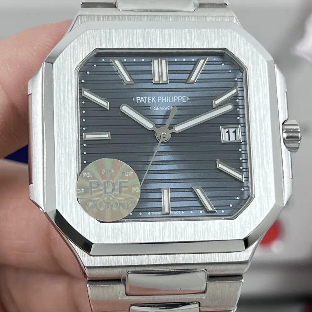 Patek Philippe Men Cubitus 45mm in Sunburst Blue-gray 71281G-001 (6)