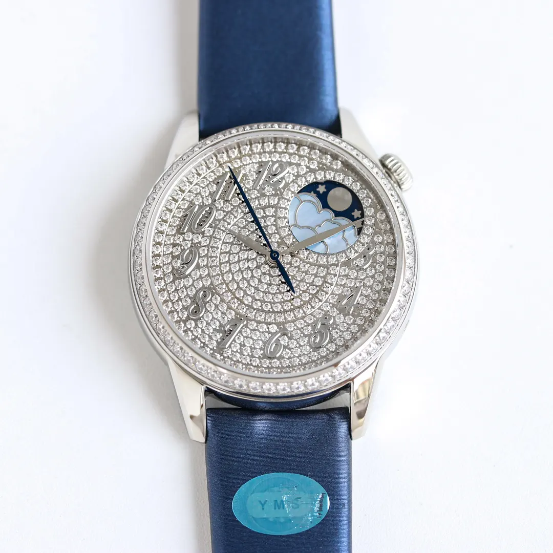 Vacheron Constantin Women Égérie Moon Phase 37 mm in White Gold (3)