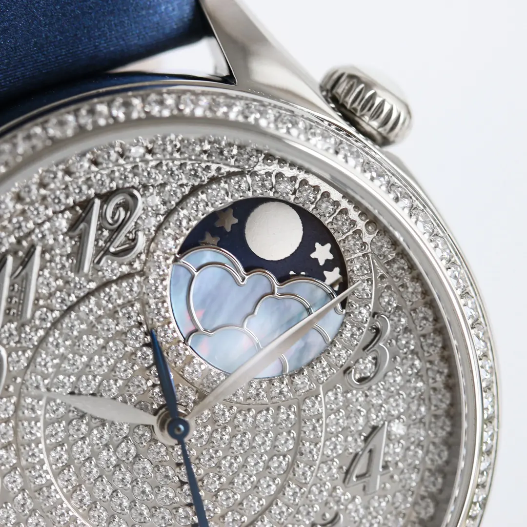 Vacheron Constantin Women Égérie Moon Phase 37 mm in White Gold (7)