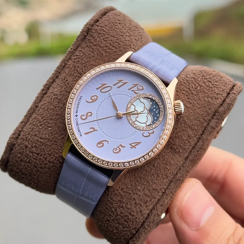 Vacheron Constantin Women Égérie Phase de lune 37mm in Rose Gold (2)
