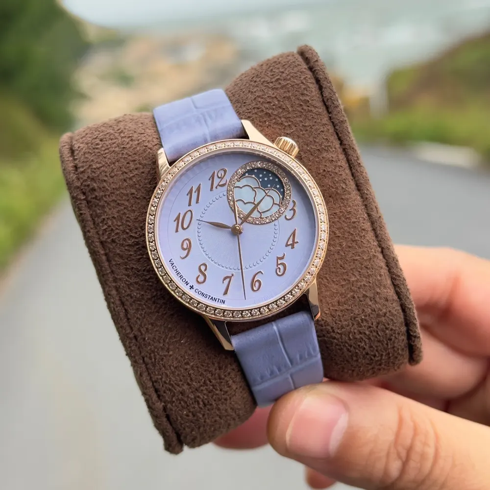 Vacheron Constantin Women Égérie Phase de lune 37mm in Rose Gold (4)