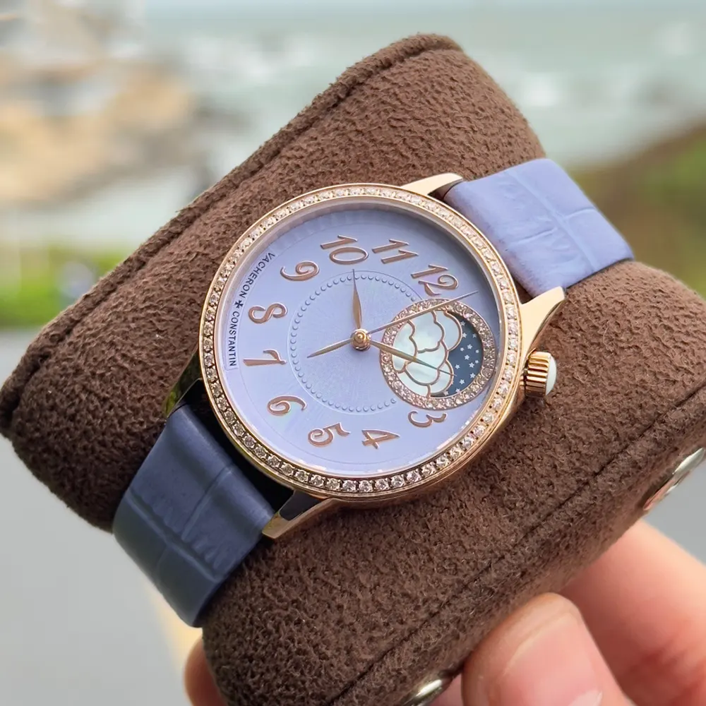 Vacheron Constantin Women Égérie Phase de lune 37mm in Rose Gold (5)