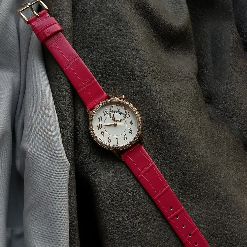 Vacheron Constantin Women Égérie Self-winding 35 mm in Pink Gold (6)