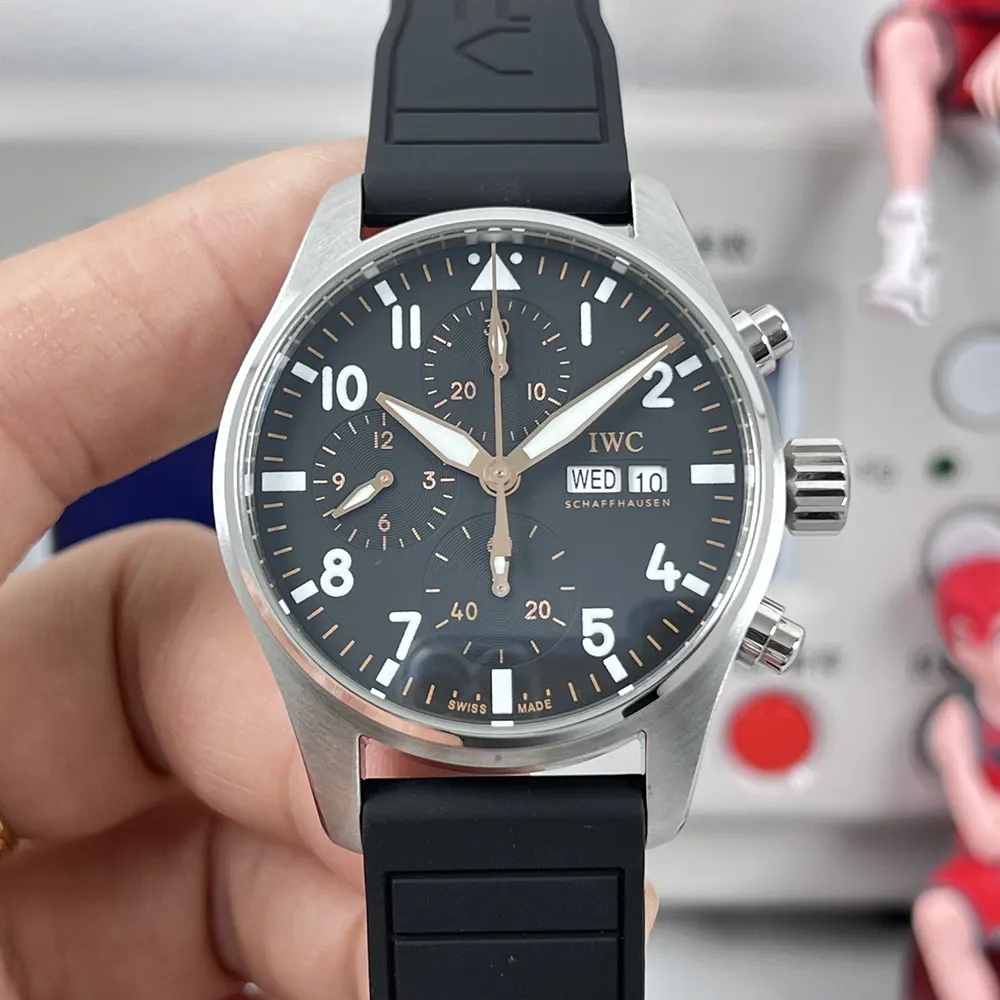 IWC Men Pilot’s Chronograph 41mm IW388116 in Black (3)
