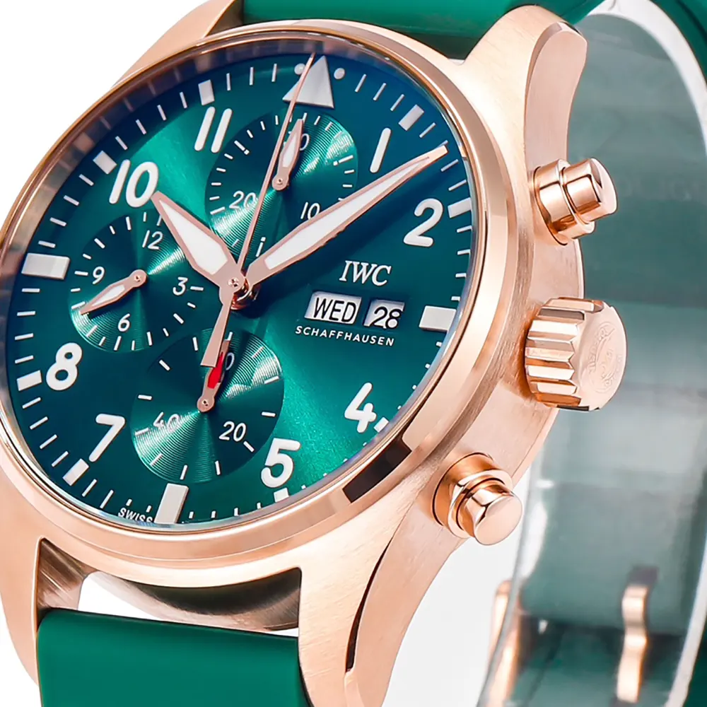 IWC Men Pilot’s Chronograph 41mm in Rose gold and Green IW388110 (3)