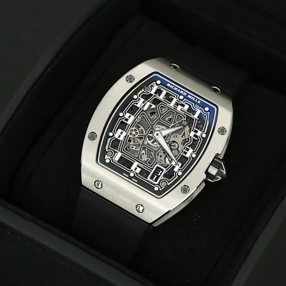Richard Mille Men RM67-01 47mm Extra-Flat Watch Titanium (3)